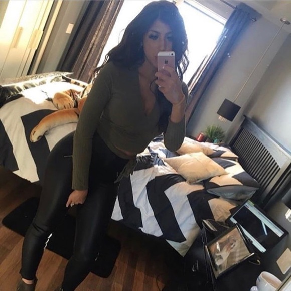 Meet your Posher, Joanna - Picture 1 of 1